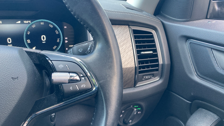 Skoda Kodiaq 2.0 TDI SE L Executive 4x4 5dr DSG [7 Seat] Diesel Estate